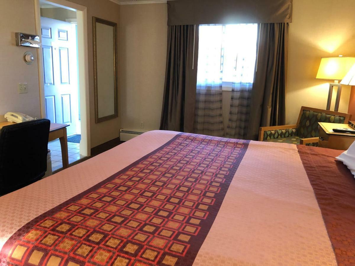 Wilbraham Inn Ludlow エクステリア 写真